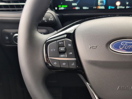 Ford Kuga 2.5 PHEV Titanium | Cruise control adaptief met Stop&Go en stuurhulp | Draadloze telefoonlader | ... ActivLease financial lease