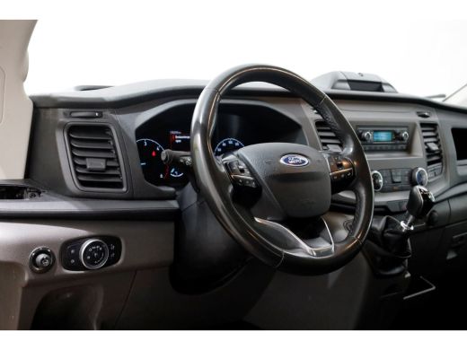 Ford Transit 350 2.0 TDCI 130pk D.C. Trend Open Laadbak Trekhaak 3000kg 08-2022 ActivLease financial lease