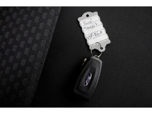 Ford Transit 350 2.0 TDCI 130pk D.C. Trend Open Laadbak Trekhaak 3000kg 08-2022 ActivLease financial lease