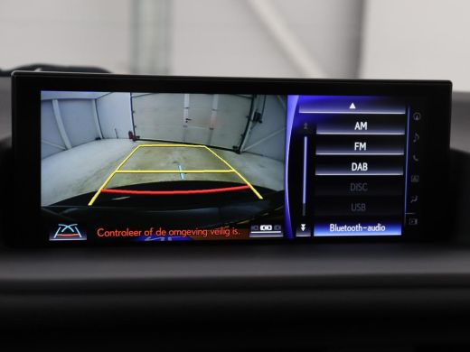 Lexus CT 200h Business Line | Alcantara | Camera | Navigatie | Full LED | Cruise control | Climate control ActivLease financial lease