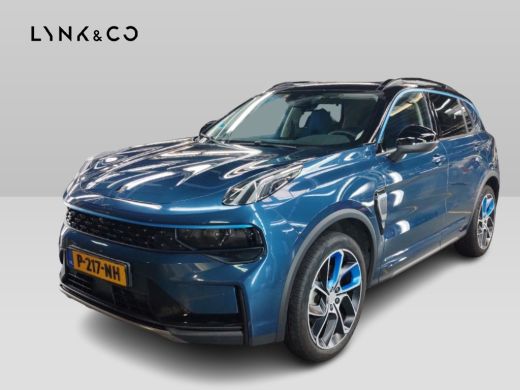 Lynk & Co 01 1.5 262pk Plug-in Pano.dak DAB 360&deg;Cam Stoelverw. Carplay ActivLease financial lease
