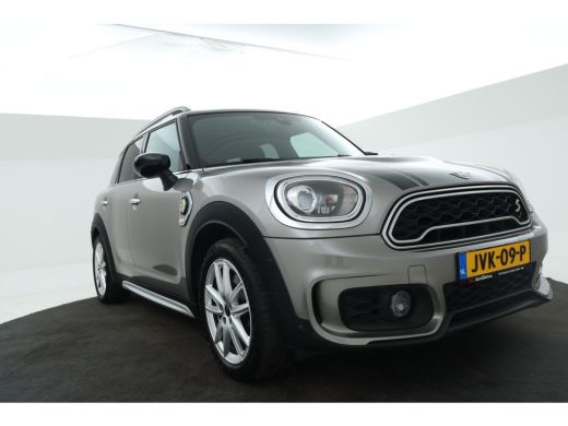Mini Countryman 1.5 Cooper S E ALL4 Pepper Automaat, Works stuur, Panorama, Climate, ActivLease financial lease