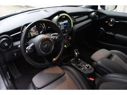 Mini Electric Essential / Sportstoelen / Achteruitrijcamera / Comfort Access / LED / Stoelverwarming / Aircondi... ActivLease financial lease