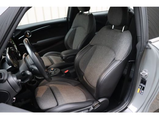 Mini Electric Essential / Sportstoelen / Achteruitrijcamera / Comfort Access / LED / Stoelverwarming / Aircondi... ActivLease financial lease