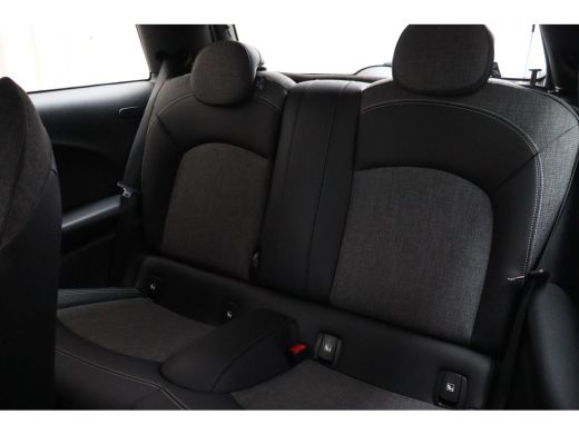 Mini Electric Essential / Sportstoelen / Achteruitrijcamera / Comfort Access / LED / Stoelverwarming / Aircondi... ActivLease financial lease