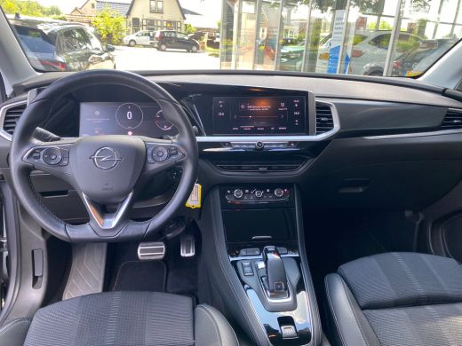 Opel Grandland 1.2 130PK TURBO LEVEL 4/GS-LINE AUTOMAAT | STUUR, STOEL &VOORRUITVERWARMING| AGR COMFORTSTOELEN| ... ActivLease financial lease