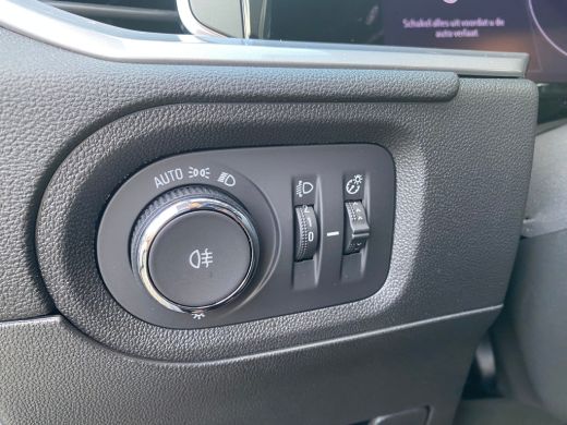 Opel Grandland 1.2 130PK TURBO LEVEL 4/GS-LINE AUTOMAAT | STUUR, STOEL &VOORRUITVERWARMING| AGR COMFORTSTOELEN| ... ActivLease financial lease