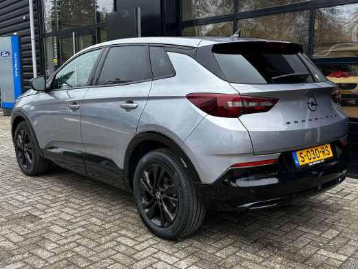 Opel Grandland 1.2 130PK TURBO LEVEL 4/GS-LINE AUTOMAAT | STUUR, STOEL &VOORRUITVERWARMING| AGR COMFORTSTOELEN| ... ActivLease financial lease