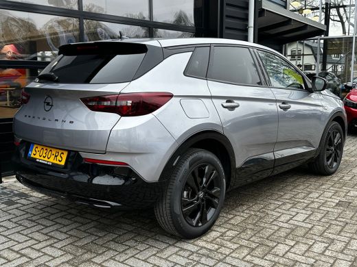 Opel Grandland 1.2 130PK TURBO LEVEL 4/GS-LINE AUTOMAAT | STUUR, STOEL &VOORRUITVERWARMING| AGR COMFORTSTOELEN| ... ActivLease financial lease