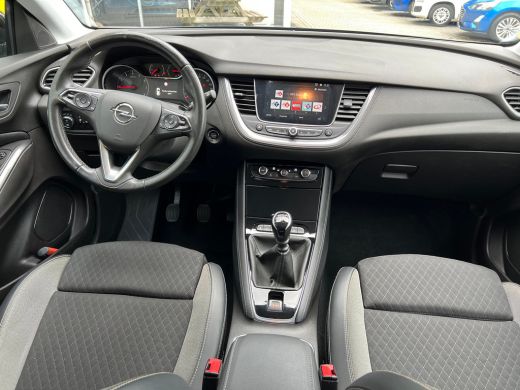 Opel Grandland X 1.2 130PK Turbo Innovation | KEYLESS ENTRY & START| CAMERA| NAVIGATIE| AGR-COMFORTSTOELEN| PARKEE... ActivLease financial lease