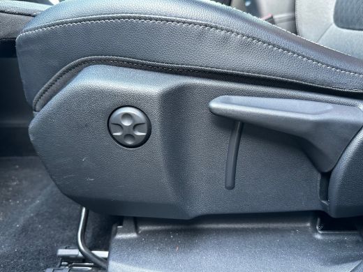 Opel Grandland X 1.2 130PK Turbo Innovation+ | KEYLESS ENTRY & START| CAMERA| NAVIGATIE| AGR-COMFORTSTOELEN| PARKE... ActivLease financial lease