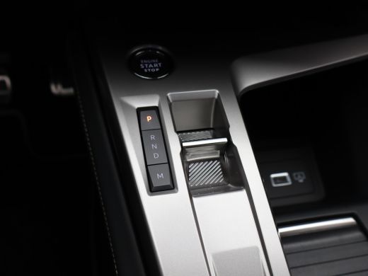 Peugeot 308 SW 1.2 Hybrid 136 e-DCS6 GT | Achteruitrijcamera | Apple Carplay/Android Auto|telefoonintegratie ... ActivLease financial lease