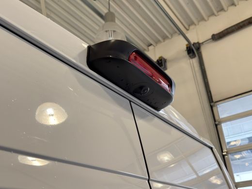 Peugeot Boxer 2.2 BlueHDi 120 L2H2 3.0t | NIEUW BPM VRIJ! | Achteruitrijcamera | Airco | Apple Carplay/Android ... ActivLease financial lease