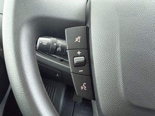 Peugeot Boxer 2.2 BlueHDi 120 L2H2 3.0t | NIEUW BPM VRIJ! | Achteruitrijcamera | Airco | Apple Carplay/Android ... ActivLease financial lease