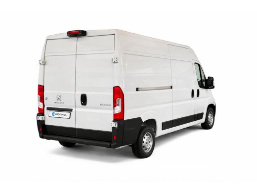 Peugeot Boxer 333 2.2 BlueHDi 140 L2H2 Premium | NIEUW BPM VRIJ! | Achteruitrijcamera | Airco | Apple Carplay /... ActivLease financial lease