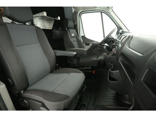 Renault Master T35 2.3 dCi L2H2 | Airco | Cruise | Trekh. | Imperiaal | Navigatie | Carplay ActivLease financial lease