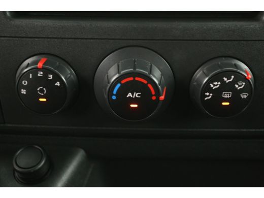 Renault Master T35 2.3 dCi L2H2 | Airco | Cruise | Trekh. | Imperiaal | Navigatie | Carplay ActivLease financial lease