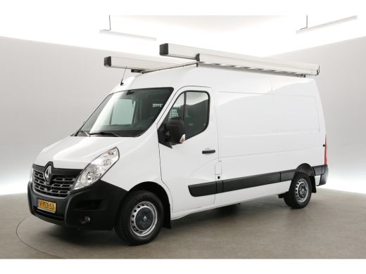 Renault Master T35 2.3 dCi L2H2 | Airco | Cruise | Trekh. | Imperiaal | Navigatie | Carplay ActivLease financial lease