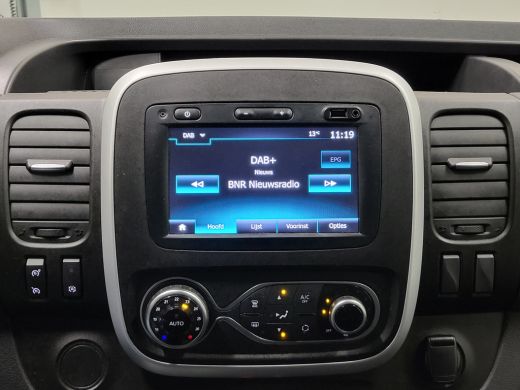 Renault Trafic 2.0dCi 120pk L2/H1 Imperiaal Trekhaak Euro 6! ActivLease financial lease