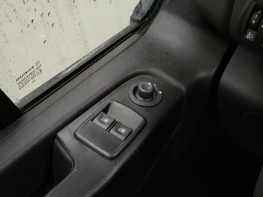 Renault Trafic 2.0dCi 120pk L2/H1 Imperiaal Trekhaak Euro 6! ActivLease financial lease