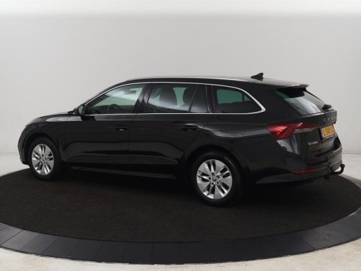 Skoda Octavia 1.0 TSI Business Edition | Trekhaak | Carplay | Stoelverwarming | Navigatie | Full LED ActivLease financial lease