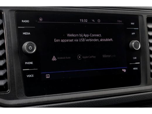 Volkswagen Crafter 50 2.0 TDI 177pk Bakwagen met 1000kg laadklep en zijdeur L445/H233 06-2022 ActivLease financial lease