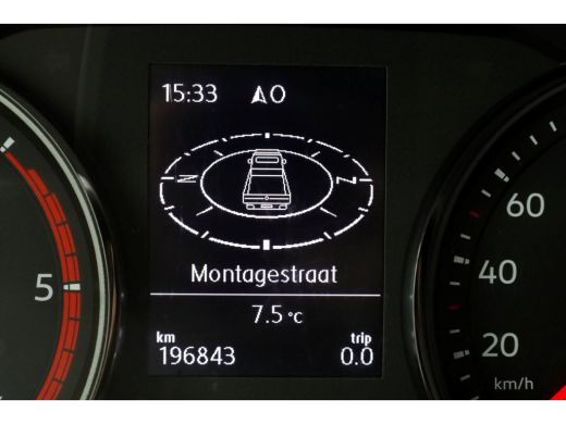 Volkswagen Crafter 50 2.0 TDI 177pk Bakwagen met 1000kg laadklep en zijdeur L445/H233 06-2022 ActivLease financial lease