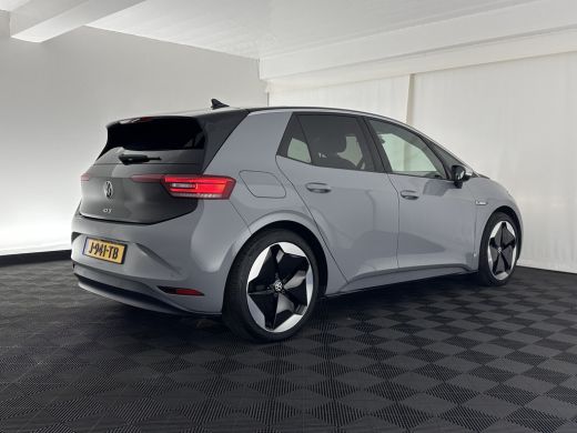 Volkswagen ID.3 First Max 58 kWh [ 3-Fase ] {SOH-92%} (INCL.BTW) *PANO | HEAD-UP | ADAPTIVE-CRUISE | FULL-LED | B... ActivLease financial lease