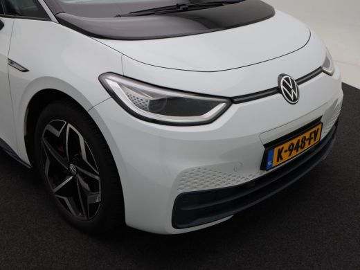 Volkswagen ID.3 First Plus 58 kWh | Adaptive Cruise | Climate Control | Stoelverwarming | Navigatie | Camera | Ca... ActivLease financial lease