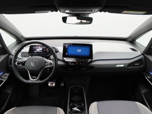 Volkswagen ID.3 First Plus 58 kWh | Adaptive Cruise | Climate Control | Stoelverwarming | Navigatie | Camera | Ca... ActivLease financial lease