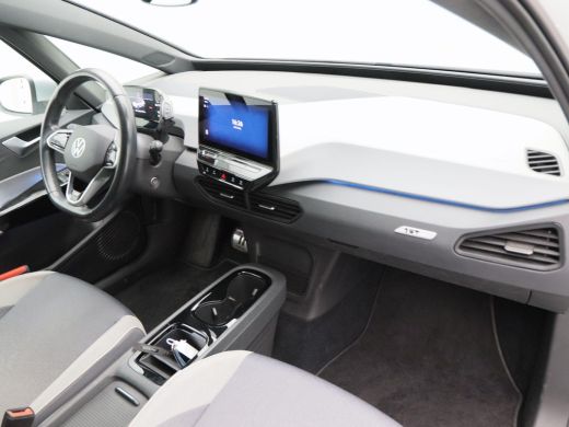 Volkswagen ID.3 First Plus 58 kWh | Adaptive Cruise | Climate Control | Stoelverwarming | Navigatie | Camera | Ca... ActivLease financial lease