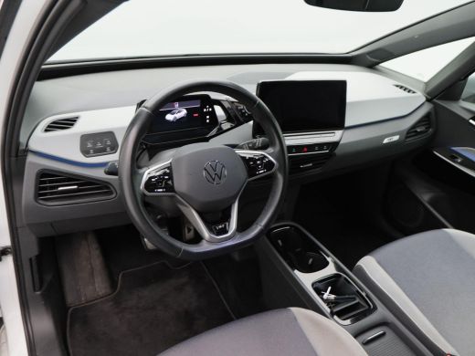 Volkswagen ID.3 First Plus 58 kWh | Adaptive Cruise | Climate Control | Stoelverwarming | Navigatie | Camera | Ca... ActivLease financial lease