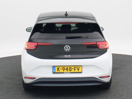Volkswagen ID.3 First Plus 58 kWh | Adaptive Cruise | Climate Control | Stoelverwarming | Navigatie | Camera | Ca... ActivLease financial lease