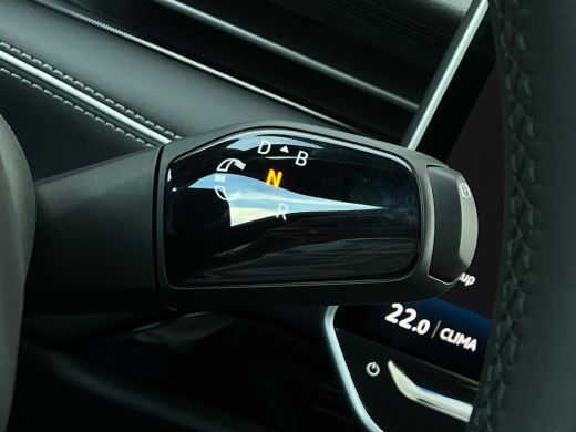 Volkswagen ID.7 Pro Limited Edition | Achterbank in ongelijke delen neerklapbaar incl. middenarmsteun en doorlaad... ActivLease financial lease