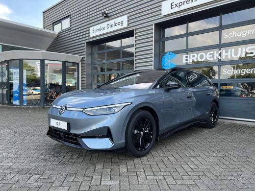 Volkswagen ID.7 Pro Limited Edition | Achterbank in ongelijke delen neerklapbaar incl. middenarmsteun en doorlaad... ActivLease financial lease
