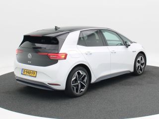 Volkswagen ID.3 First Plus 58 kWh | Adaptive Cruise | Climate Control | Stoelverwarming | Navigatie | Camera | Ca...