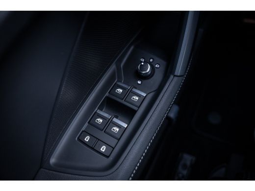 Audi A3 Limousine 30 TFSI S edition | Airco (automatisch) | Full-LED koplampen | Lichtmetalen velgen mult... ActivLease financial lease