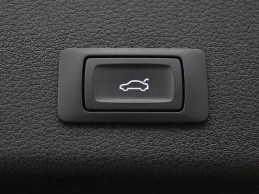 Audi e-tron 55 quattro edition 95kWh | SOH 92% | Leder | Carplay | Trekhaak | Virtual Cockpit | Navigatie | L... ActivLease financial lease
