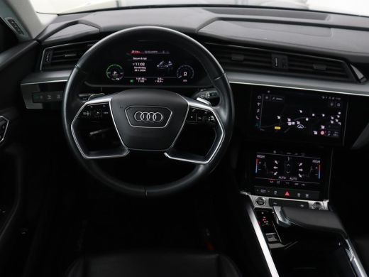 Audi e-tron 55 quattro edition 95kWh | SOH 92% | Leder | Carplay | Trekhaak | Virtual Cockpit | Navigatie | L... ActivLease financial lease