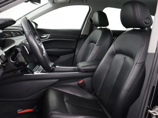 Audi e-tron 55 quattro edition 95kWh | SOH 92% | Leder | Carplay | Trekhaak | Virtual Cockpit | Navigatie | L... ActivLease financial lease