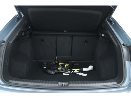 Audi Q4 e-tron 40 S edition 77 kWh Leer, Virtual, Climate, Trekhaak, ActivLease financial lease