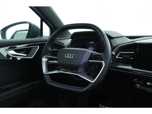 Audi Q4 e-tron 40 S edition 77 kWh Leer, Virtual, Climate, Trekhaak, ActivLease financial lease