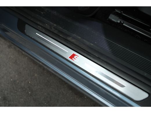 Audi Q4 e-tron 40 S edition 77 kWh Leer, Virtual, Climate, Trekhaak, ActivLease financial lease