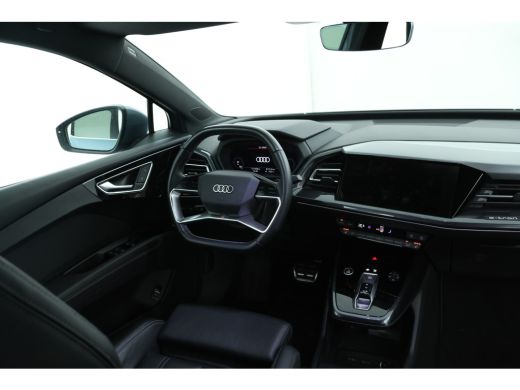 Audi Q4 e-tron 40 S edition 77 kWh Leer, Virtual, Climate, Trekhaak, ActivLease financial lease