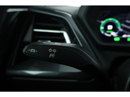 Audi Q4 e-tron 40 S edition 77 kWh Leer, Virtual, Climate, Trekhaak, ActivLease financial lease