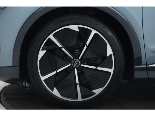 Audi Q4 e-tron 40 S edition 77 kWh Leer, Virtual, Climate, Trekhaak, ActivLease financial lease