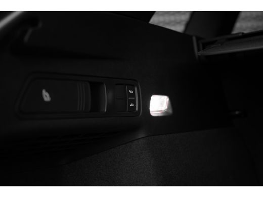 Audi Q6 e-tron quattro 388pk edition one grey | Luchtvering | Panoramadak | HUD | B&O | ActivLease financial lease