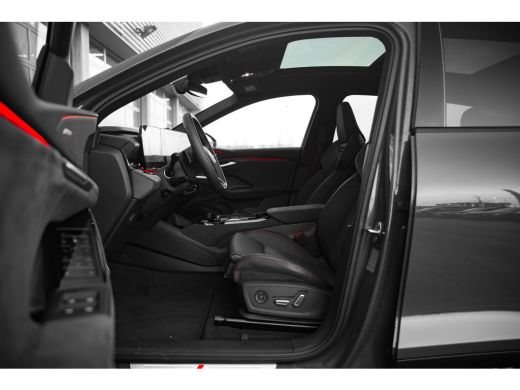 Audi Q6 e-tron quattro 388pk edition one grey | Luchtvering | Panoramadak | HUD | B&O | ActivLease financial lease