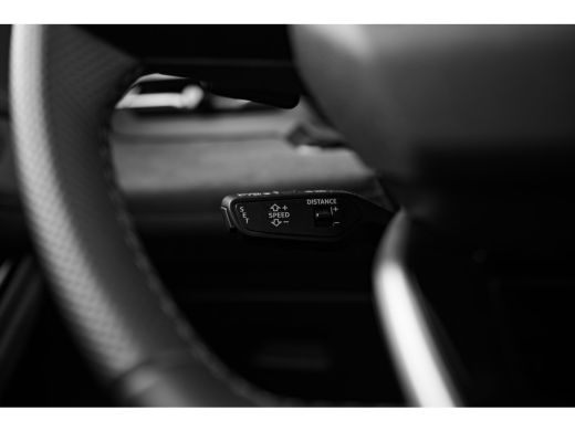 Audi Q6 e-tron quattro 388pk edition one grey | Luchtvering | Panoramadak | HUD | B&O | ActivLease financial lease