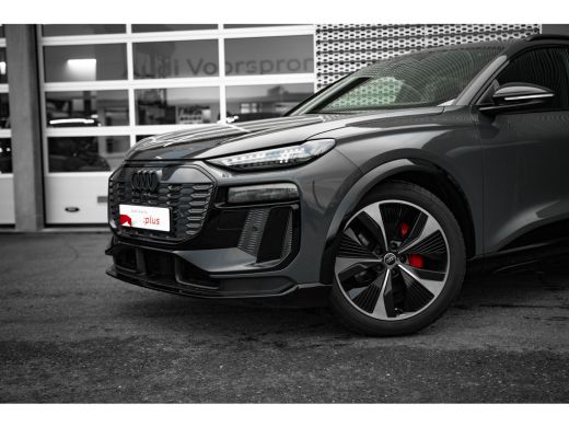 Audi Q6 e-tron quattro 388pk edition one grey | Luchtvering | Panoramadak | HUD | B&O | ActivLease financial lease